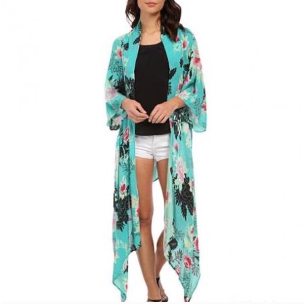 Beautiful Bohemian Billabong Kimono 🌸